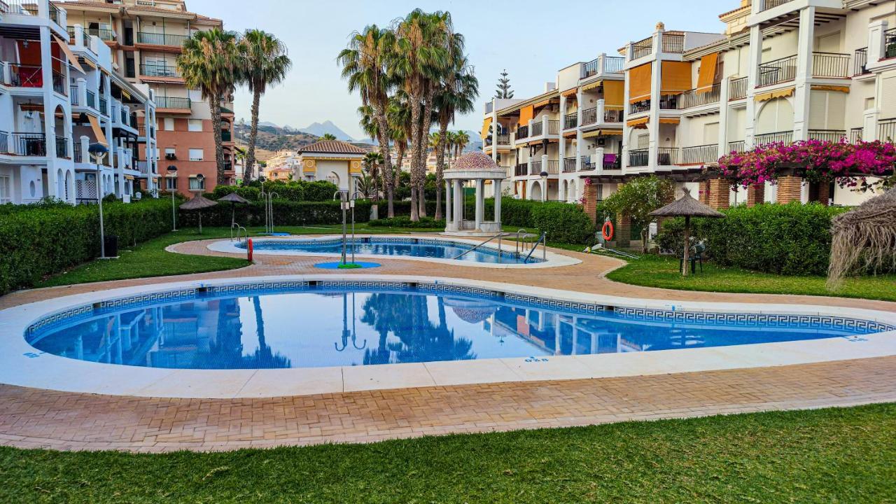 Laguna Beach Costasol - Alojamientos La Torre تورّوكس كوستا المظهر الخارجي الصورة