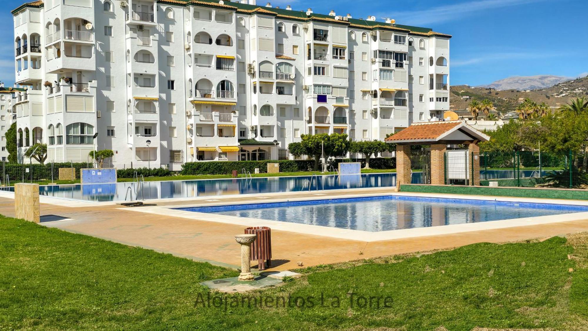 Laguna Beach Costasol - Alojamientos La Torre تورّوكس كوستا المظهر الخارجي الصورة